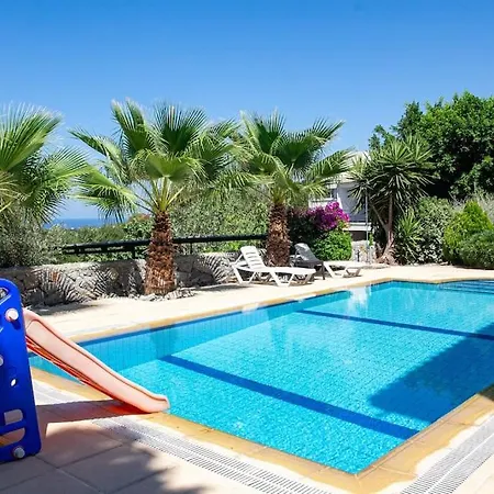 Villa With Private Pool 3 Bedroom Karsiyaka North Cyprus