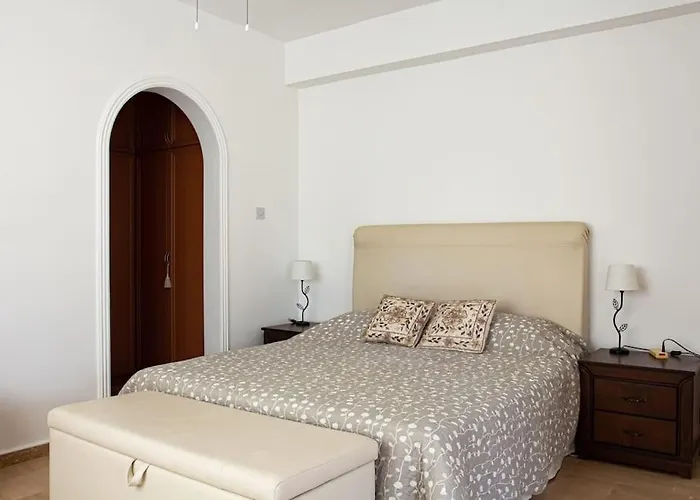 With Private Pool 3 Bedroom Karsiyaka North Cyprus ואסילה