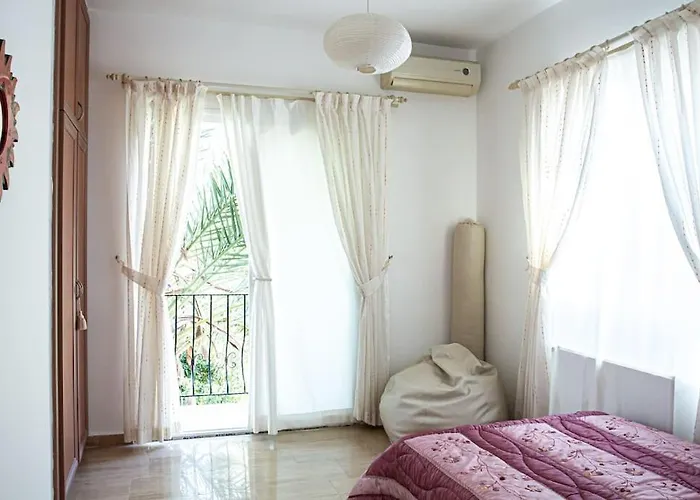 With Private Pool 3 Bedroom Karsiyaka North Cyprus ヴィラ *