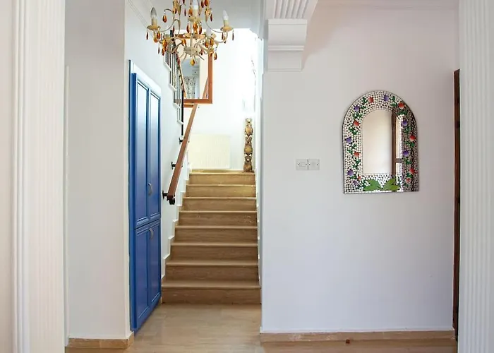 ヴィラ With Private Pool 3 Bedroom Karsiyaka North Cyprus